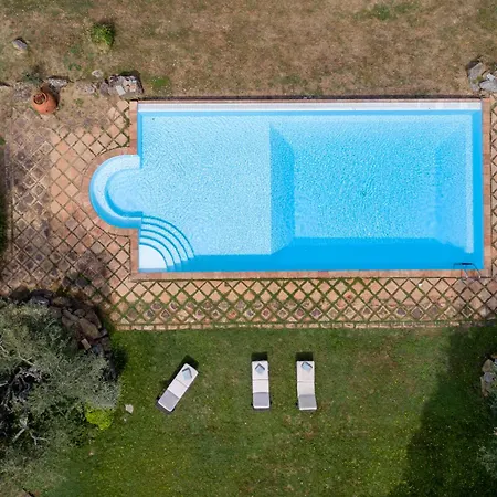 Villa Casale Aston
